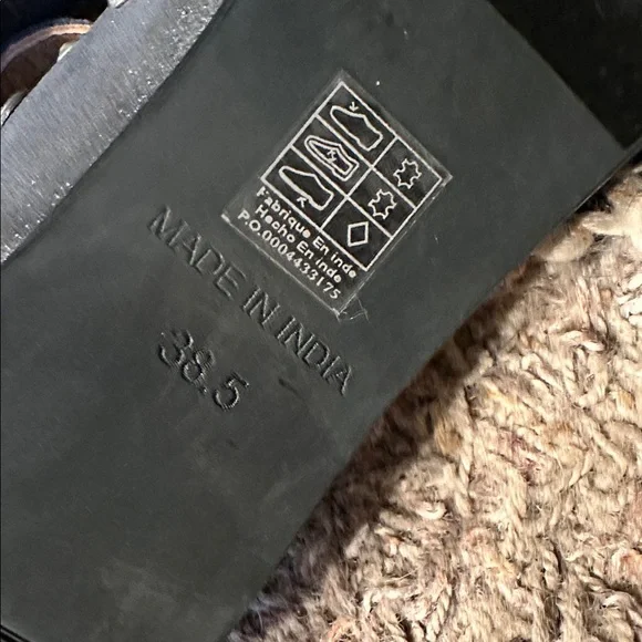 Free People Mystic Mary Jane Flats - Size 8.5 - Silver Distress - NWOT - Picture 6 of 9